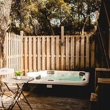 Camping Les Maritimes