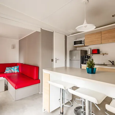 Les Maritimes 캠프장 4*