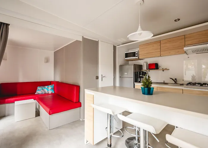 Les Maritimes Kemping 4*