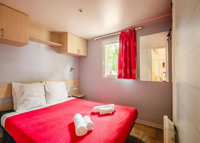 Camping Les Maritimes 4*