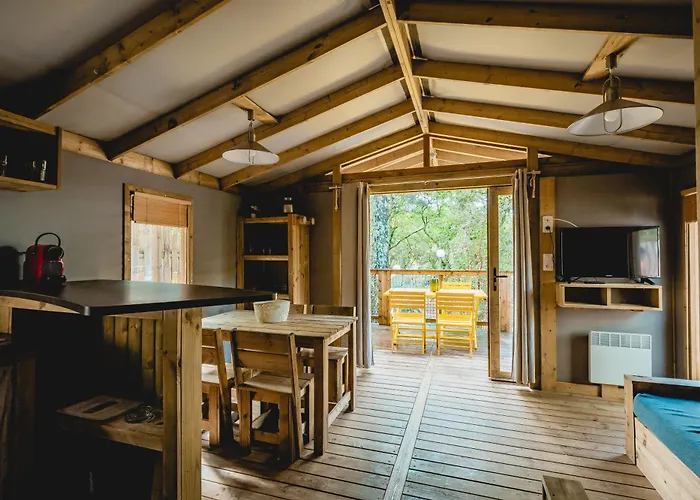 Les Maritimes Kemping 4*