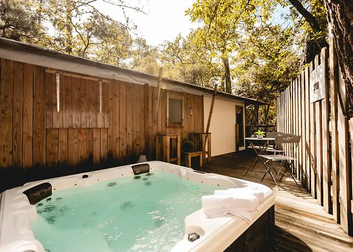 Les Maritimes סניוס