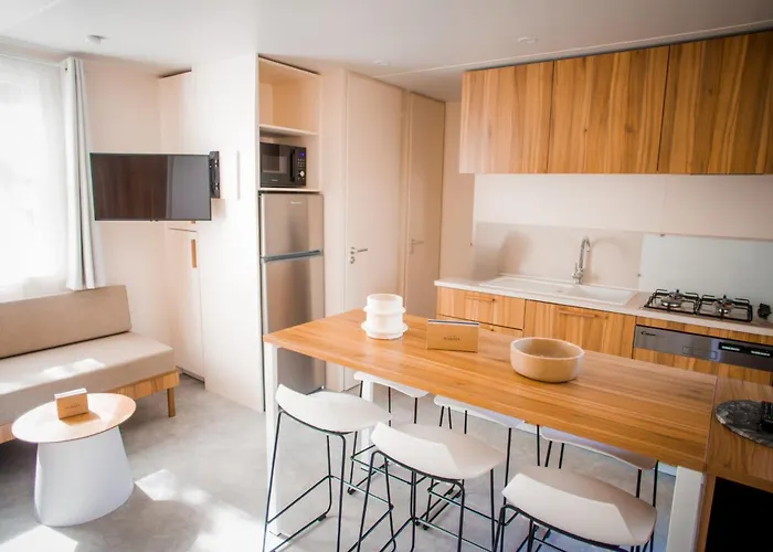 אתר קמפינג Les Maritimes